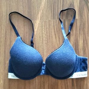 Victoria's Secret T-shirt push up bra